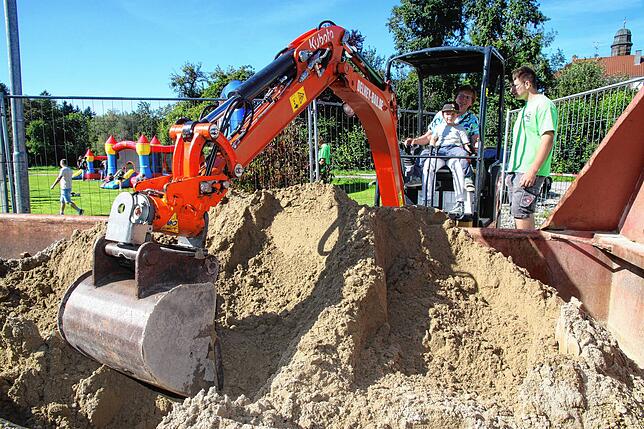 Bild 40: Dorffest in Zoznegg: So feiert die Gemeinde Mühlingen ihr 50-jähriges Jubiläum in der Weiherbachhalle