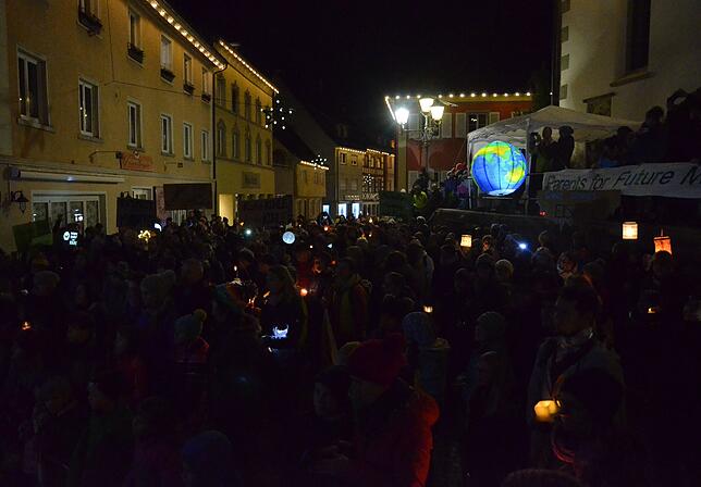 Bild 21: Bilder von der zweiten Klima-Demo in der Markdorfer Innenstadt