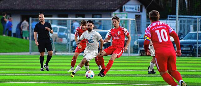 Bild 20: FC Schlüchttal siegt 3:2 beim FC Erzingen &ndash; und wir haben Bilder!