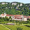 Die Erzabtei St. Martin zu Beuron ist ein seit 1863 bestehendes Benediktinerkloster in Beuron im Oberen Donautal und Stammkloster der ...