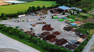 Zwischen dem Recyclinghof (Bild) und dem Ortsteil Ettikon ist eine Photovoltaik-Anlage geplant. Foto: Stefan Kurczynski