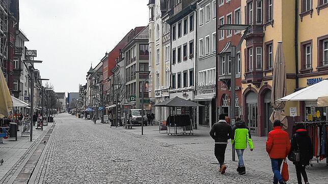 Jetzt wird es wieder komplizierter, bei den Villingen-Schwenninger Einzelhändlern einzukaufen, aber möglich ist es durch &bdquo;Click & ...