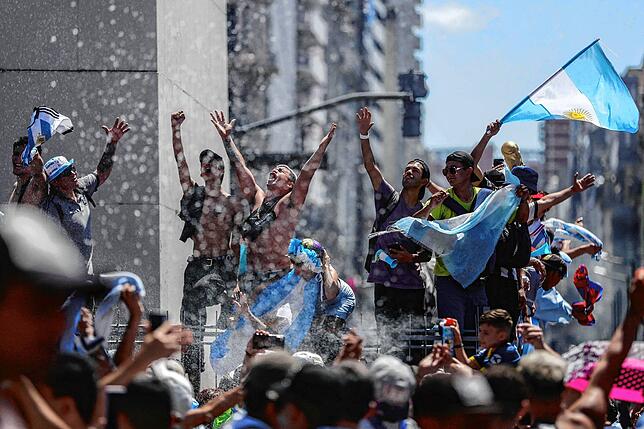 In Buenos Aires ging die WM-Party bis tief in die Nacht – und an manchen Orten darüber hinaus.