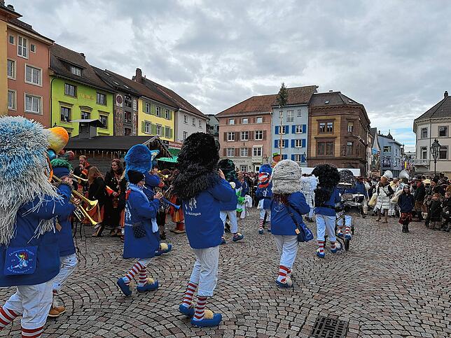 Bild 38: Großer Umzug am Fasnachtsmändig - Bilder