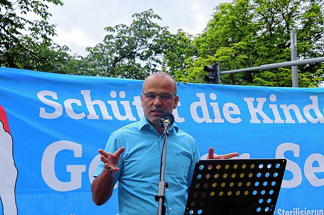 Bild 27: Der Überlinger CSD in Bildern, und dazwischen eine kleine Gruppe AfD