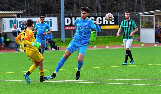 Bild 7: FC Zell fegt den SV Buch mit 7:1 vom Platz &ndash; und wir haben Bilder!