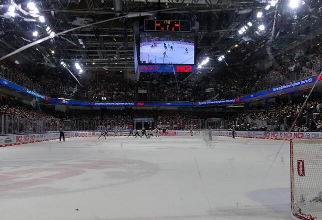 Bild 12: Unsere Bildergalerie vom ersten Playoff-Spiel der Wild Wings in Nürnberg
