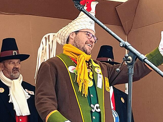 Bild 16: Rathaus in Immenstaad entmachtet: Narren regieren – Prinzenpaar wird vermählt – Die schönsten Bilder!