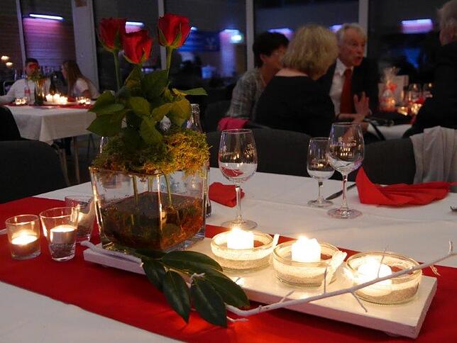 Bild 10: Bilderstory: Neujahrsball in der Wallbacher Flößerhalle