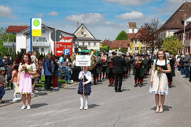 Bild 16: Bilder vom Jubiläumsumzug des Musikvereins Liggersdorf im Rahmen des Bezirksmusikfestes