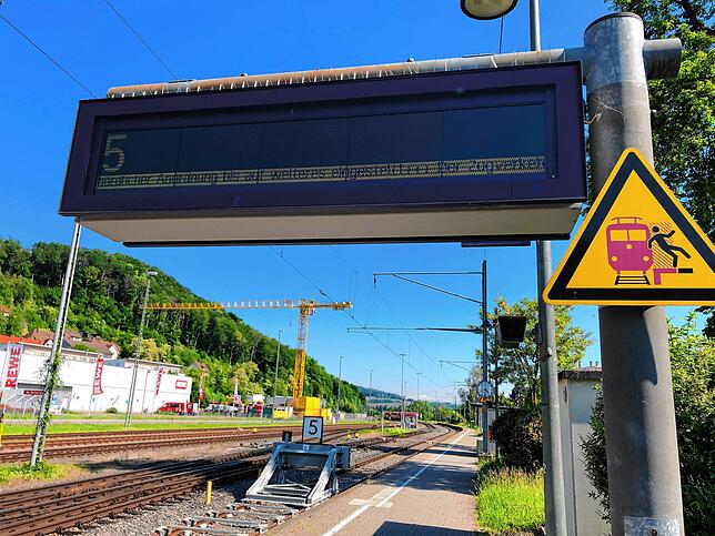 Der Zugverkehr vom Waldshuter Bahnhof in die Schweiz Richtung Koblenz und Baden ist voraussichtlich erst ab dem 25. Mai wieder möglich.