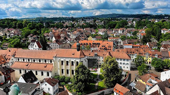 Die Topografie der Stadt bietet auch am Stadtrand attraktive Wohnlagen. Besonders für große Flächengrundstücke in teurer Wohnlage ...