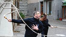 Peter Stadel gehört zu den Ersten, die am Dreikönigstag 2022 in Meersburg die Fasnet einschnellen.