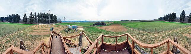 360-Grad-Rundumsicht vom Kletterturm aus fotografiert.