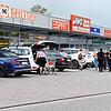 Hier ist was los: Viele Kunden aus der Schweiz kaufen gerne am Hochrhein, wie hier im Laufenburger Laufenpark, ein. Doch laut einer ...