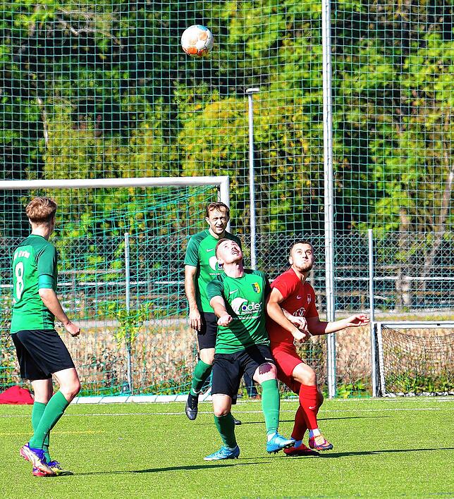 Bild 15: SV Herten setzt sich mit 3:1 beim FC Tiengen 08 durch &ndash; und wir haben Bilder!