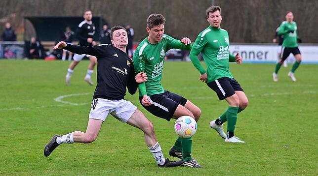 Bild 1: SV 08 Laufenburg unterliegt mit 0:2 beim SV Mundingen – und wir haben Fotos!