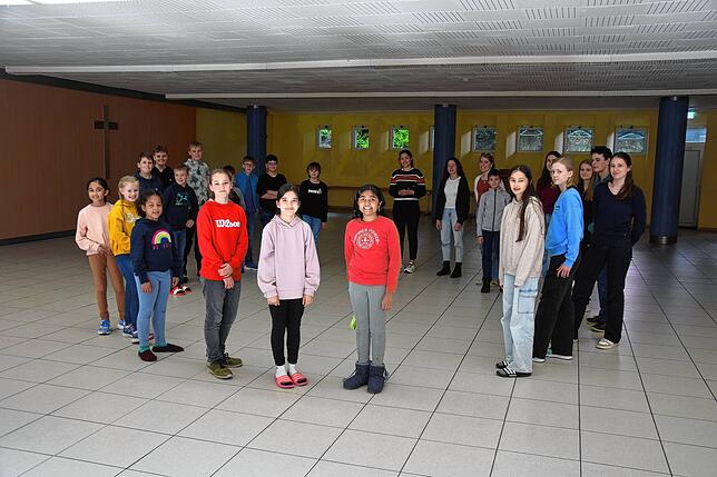 Mit verschiedenen Spielen verkürzen sich die Ministranten der Pfarrgemeinde Heilig Kreuz in Bad Säckingen die Zeit vor dem Startschuss ...
