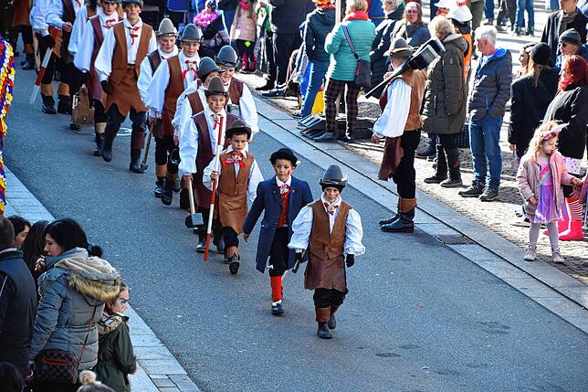 Bild 22: Bilder der Kriegsratszene, Entmachtung des Bürgermeisters und Umzug mit Wolfgang Kubicki in Stockach