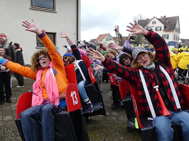 Bild 6: So feiert Bermatingen-Ahausen Schmotzige: Die besten Bilder jetzt ansehen!