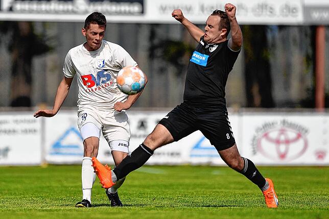 Bild 18: FC Erzingen verliert mit 2:4 bei Spitzenreiter VfR Hausen &ndash; und wir haben Bilder!