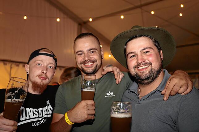 Bild 17: Die schönsten Bilder des Aach-Linzer Weinfest