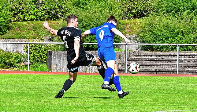 Bild 5: SG Stühlingen/Weizen siegt 5:0 beim FC Wehr – wir haben Fotos!