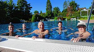 Der Sommer ist zurück, die Besucherzahlen im Schwimmbad Bonndorf steigen wieder an. Treue Besucher, selbst bei kühlen Temperaturen, sind ...