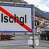 Bei diesem Schild verlässt man Ischgl &ndash; der Ort, an dem sich viele ansteckten.