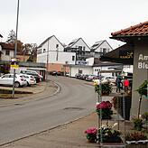 Im Zuge der nötigen Sanierung der Verdolung des Grabenbachs im gleichnamigen Meßkircher Straßenzug wird auch geprüft, ob der Grabenbach ...