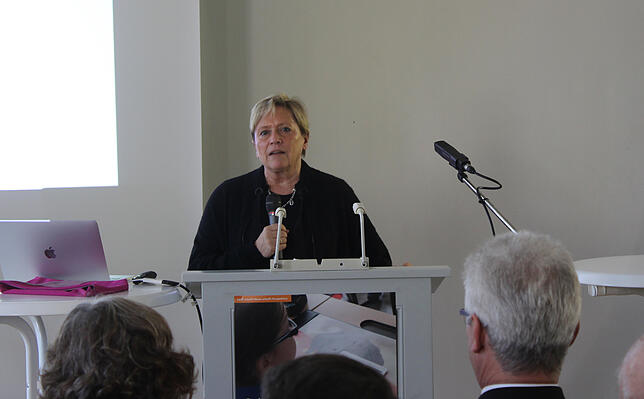 Kultusministerin Susanne Eisenmann sprach am Dienstag in Sigmaringen vor vollem Saal über das Thema Digitalpakt Schule, den sinnvollen ...