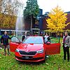 Sie freuen sich auf das 22. Weihnachtsgewinnspiel (von links): Georg Frohm (Autohaus Waser), Heiko Spitznagel (SÜDKURIER Medienhaus), ...