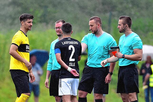 Bild 2: SV 08 Laufenburg besiegt 1. SV Mörsch zum Auftakt der Relegation mit 3:0 – und wir haben Bilder!
