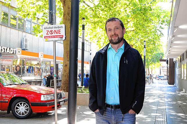 Mit Bordmitteln, so Ordnungsamtsleiter Marcus Berger, hat die Stadt Singen die Einhaltung der Corona-Verordnung kontrolliert.