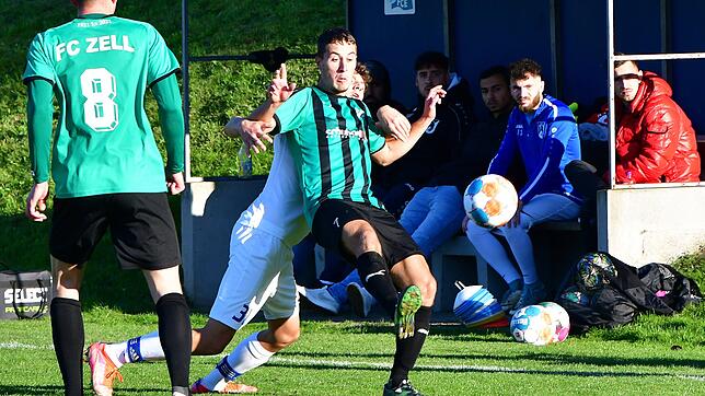 Überzeugend: Sechs von 16 Trainern wählten Dominik Pfeifer vom FC Zell in die Elf des Jahres 2021. Der 25-Jährige war im Sommer vom FC ...