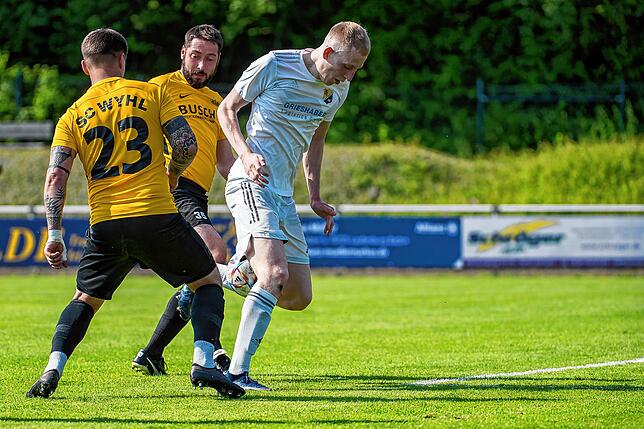 Bild 17: SV 08 Laufenburg kassiert 2:4-Niederlage gegen den SC Wyhl &ndash; und wir haben Bilder!