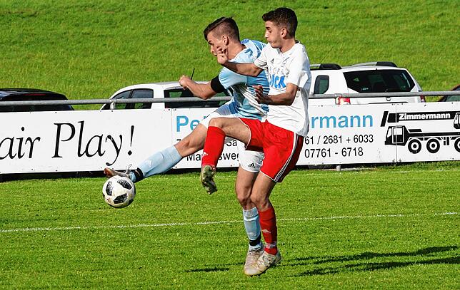 Bild 4: SV Obersäckingen gewinnt gegen den SC Lauchringen mit 2:0 &ndash; und wir haben die Bilder!