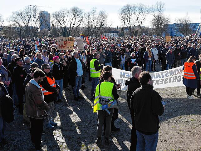 Bild 17: Bilder des Widerstands: Diese Menschen sagen Nein zum Rechtsextremismus