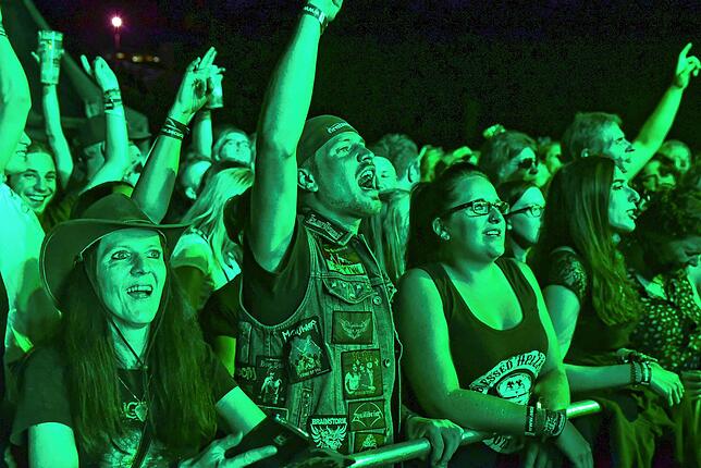 Lautstark mitsingen und feiern können die Besucher beim Metalacker am 26. und 27. August in Tennenbronn. Unser Bild stammt von August 2016.