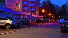 Ein Straßenzug in St. Georgen in der Dämmerung (Symbolbild). Autofahrer haben verstärkt Sorge, dass ihre Fahrzeuge auch von unbekannten ...
