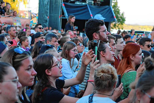 Bild 11: Wincent Weiss bei FN:POP in Friedrichshafen