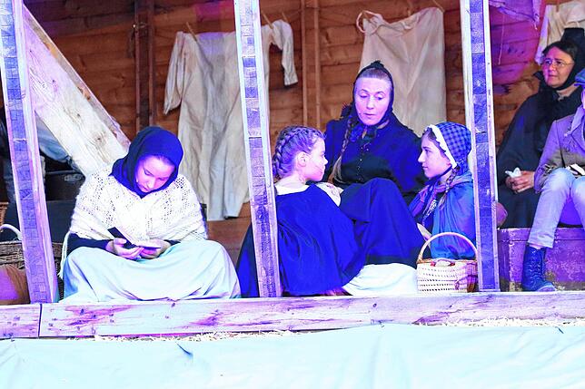 Bild 17: Freilichttheater in Riedern: &bdquo;Zwischen den Welten&ldquo;
