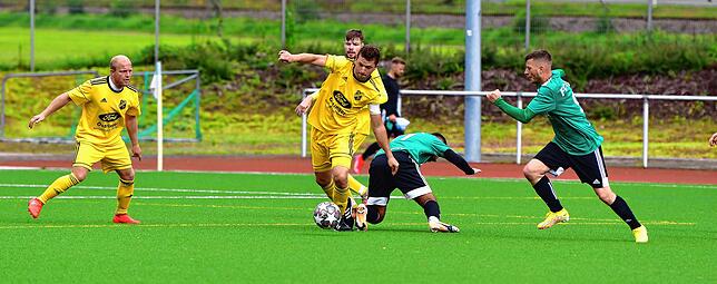 Bild 6: SV Schwörstadt siegt glücklich mit 1:0 beim FC Zell II &ndash; und wir haben Bilder!