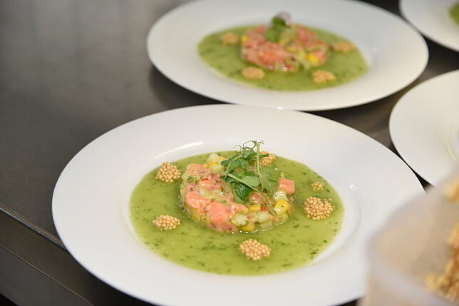 Harald Wohlfahrts Ceviche von der Eismeerforelle. Bild: Elke Rauls