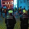 Nicht eingreifen mussten die begleitenden Polizisten beim so genannten Lichtspaziergang in der Meßkircher Innenstadt.