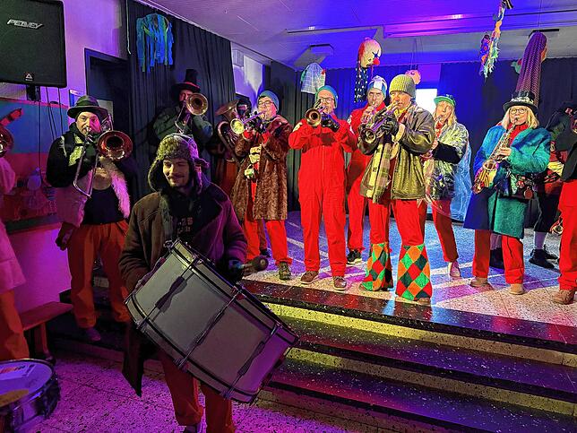 Bild 23: Fasnacht 2025 in Friedrichshafen: Rathaussturm & Schulbefreiung in eindrucksvollen Bildern!