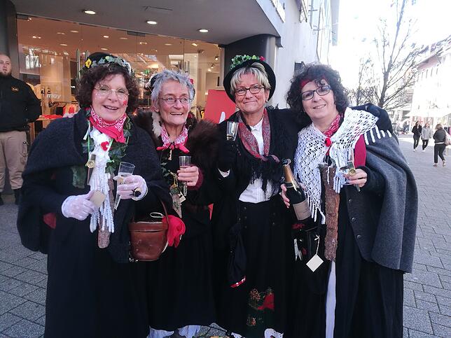 Bild 28: Musik, gute Stimmung und Tradition: Bilder vom Wäldertag in Bad Säckingen