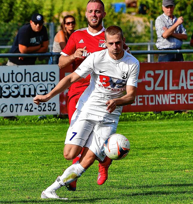 Dreifacher Hattrick: Shaban Limani vom FC Erzingen hat drei Mal drei Tore in einem Spiel erzielt.