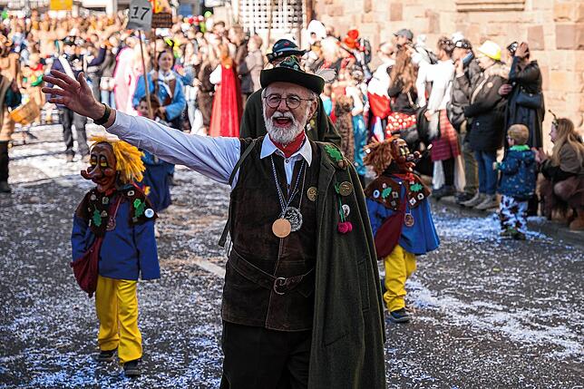 Bild 27: Unvergessliche Bilder vom Rosenmontagsumzug in Gottmadingen: So bunt war die Fasnacht 2025!