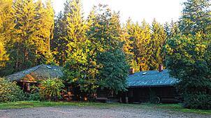 Das Haus Mariawald liegt am Ortsrand von Mistelbrunn in Richtung Bubenbach. Nun soll dort kräftig investiert werden. Foto: Lutz Rademacher